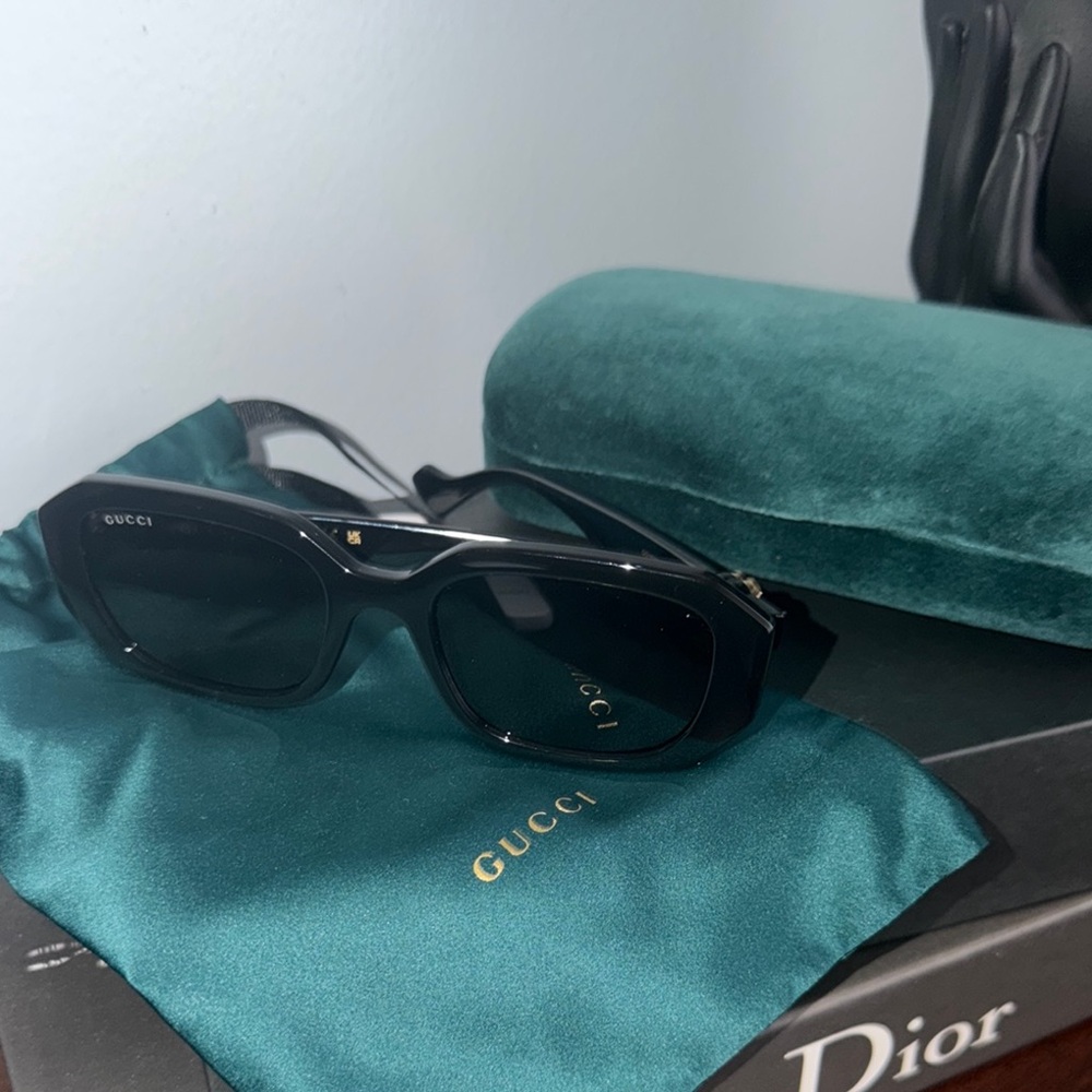 Gucci Women's Black Cat-Eye Sunglasses
